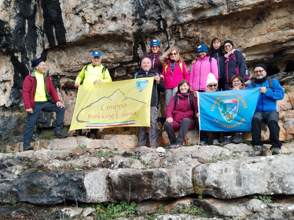 gruppo trekking lauria00002